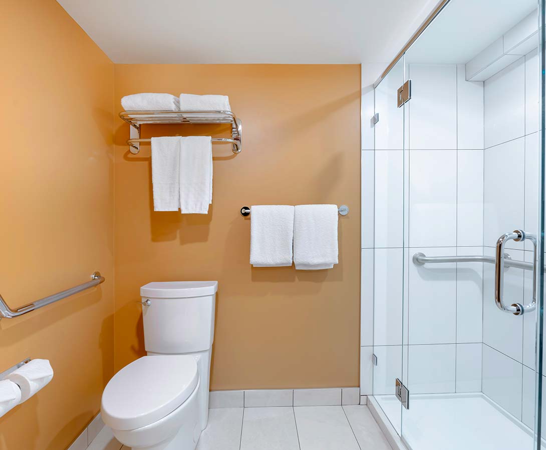  Queen Classic Room